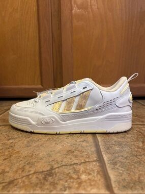 NWT Adidas Women's ADI2000 Y2K inspired shoes sz 8